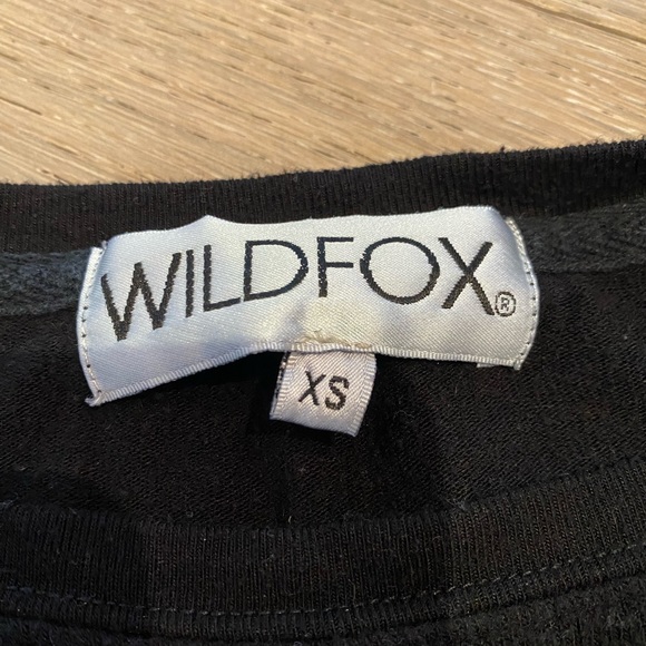 WILDFOX Long Sleeve - Picture 2 of 6